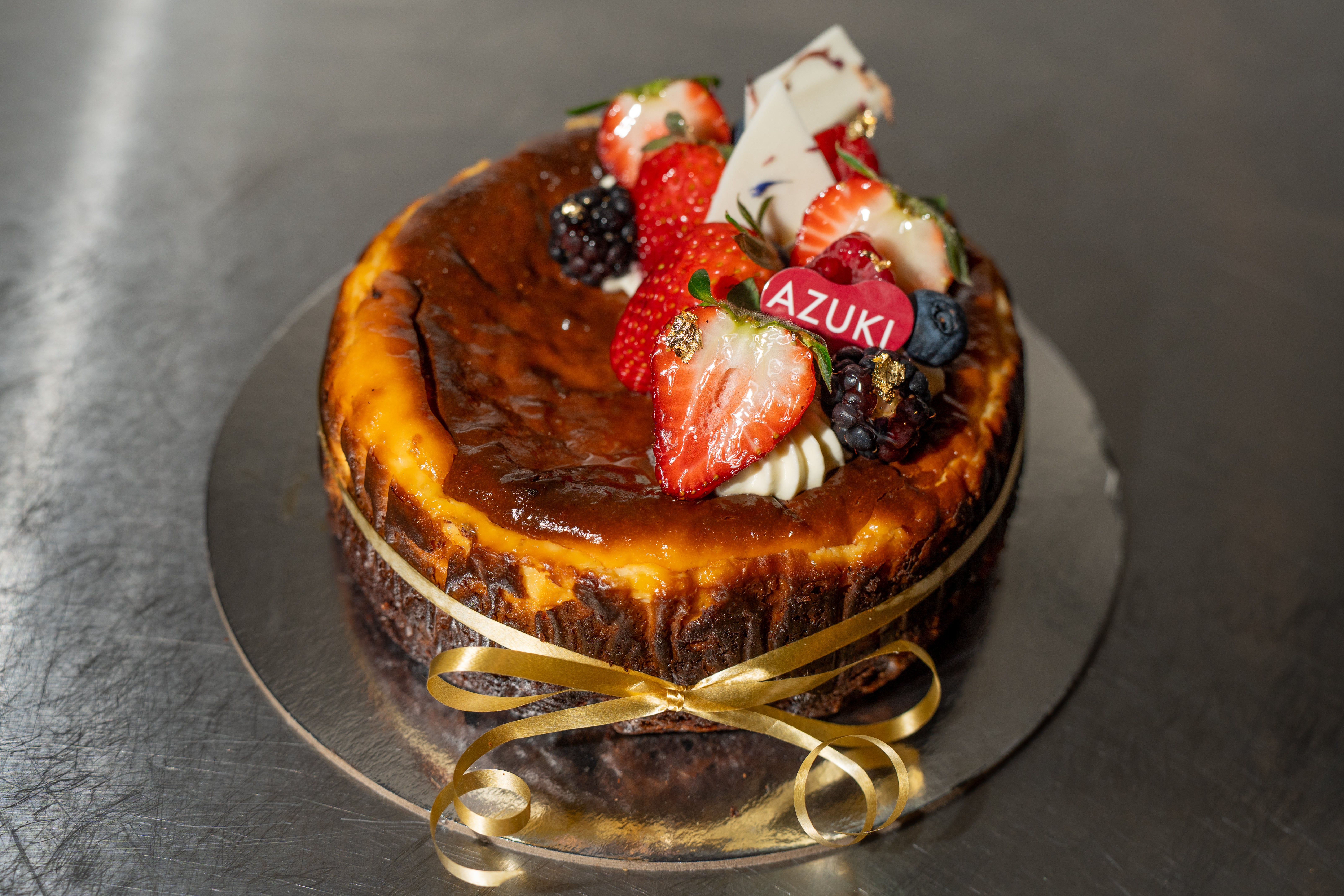 Basque Brownie Cheesecake | Azuki Bakery
